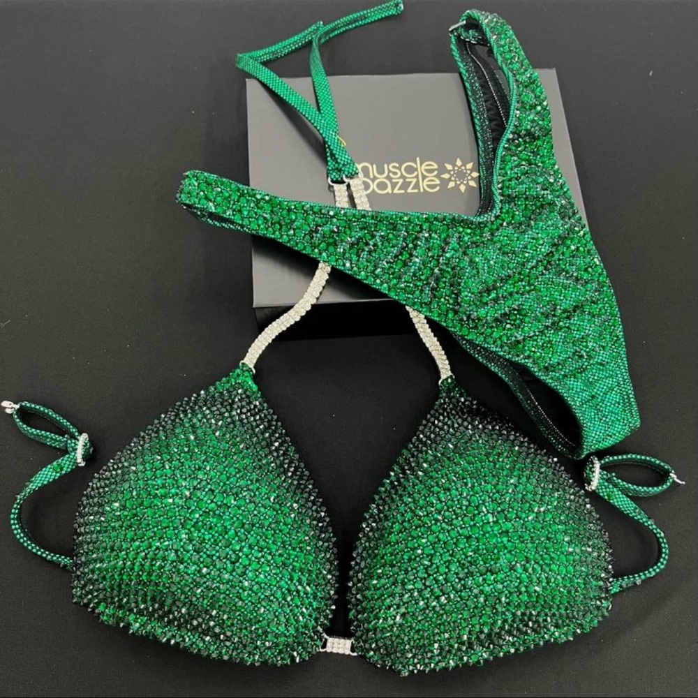 NPC WELLNESS Green Crystal Bikini Set